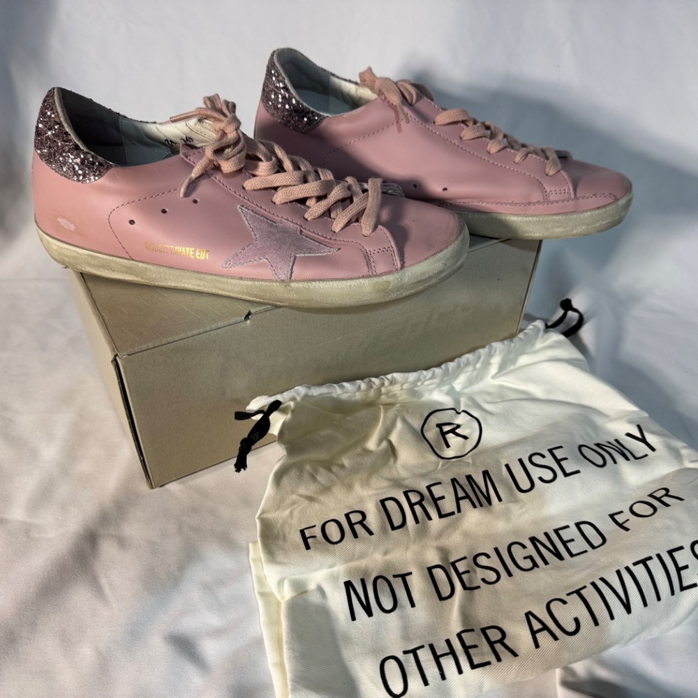 Golden Goose Sneakers